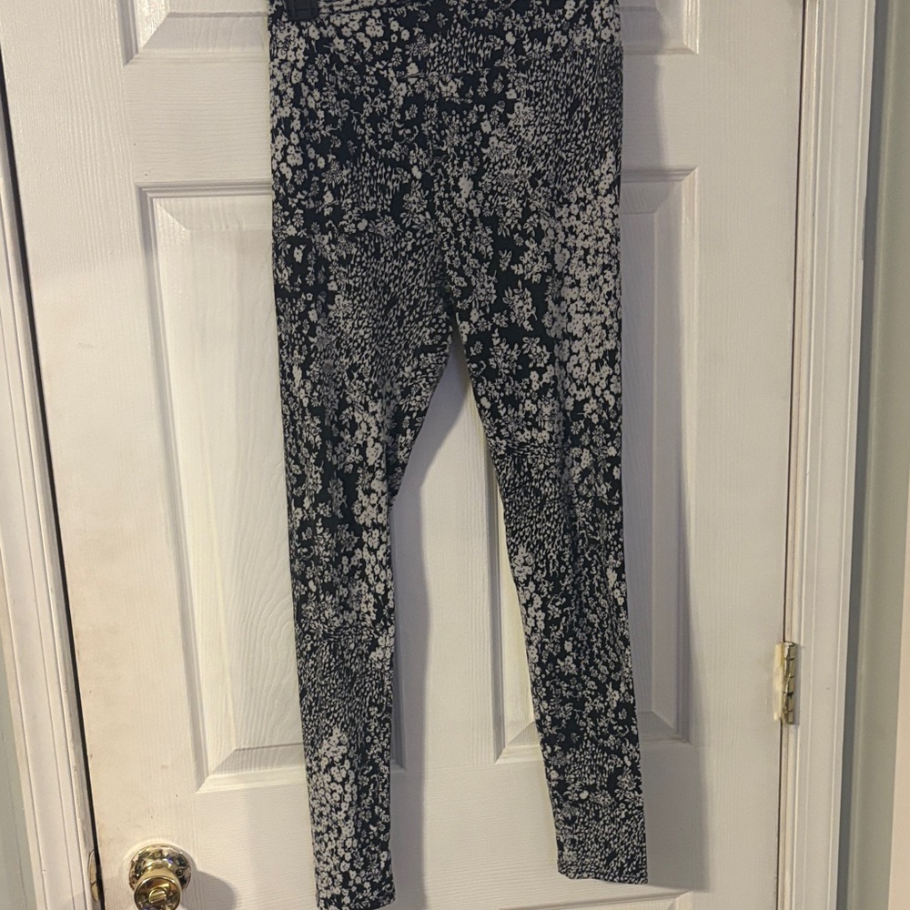 LuLaRoe Black and White Floral Leggings